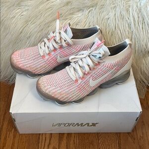Nike Pink and White Sneakers with Flyknit and VaporMax Sole